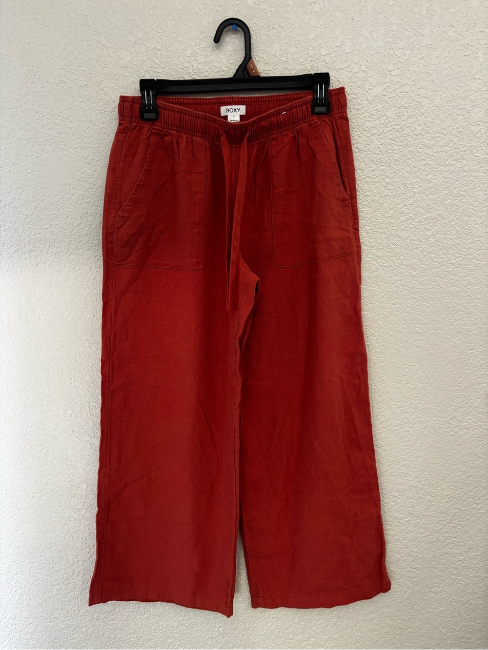 Roxy Women's Wide-Leg Jeans in Deep Red in size small